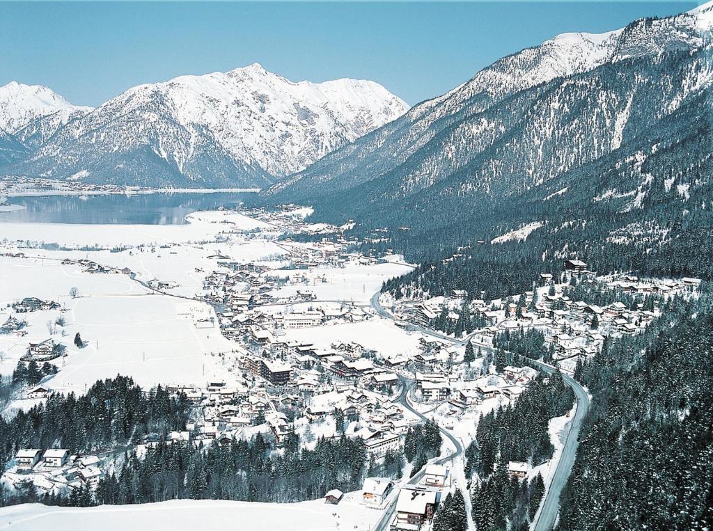 Alpenhotel Edelweiss Maurach  Exteriör bild